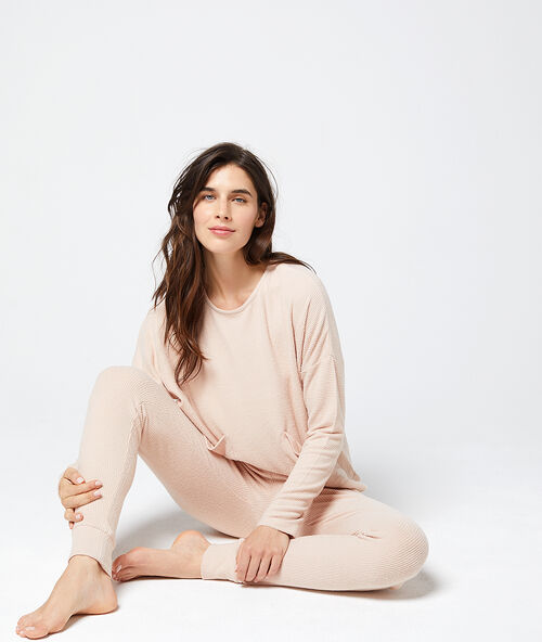 Брюки из мягкого трикотажа розовый.