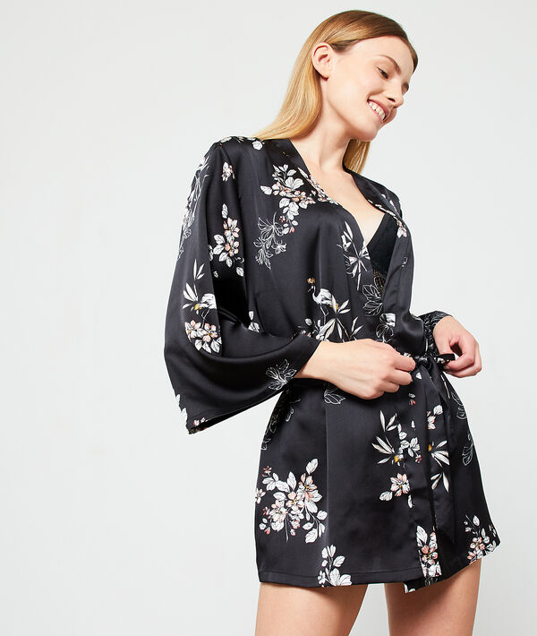 

Короткий халатик с поясом, Чёрный