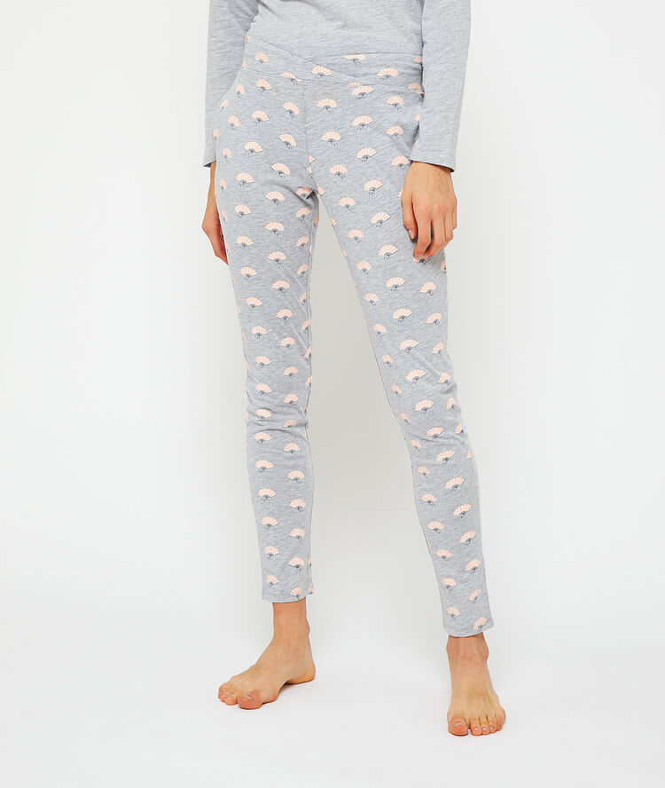 Pants with a print of gray.