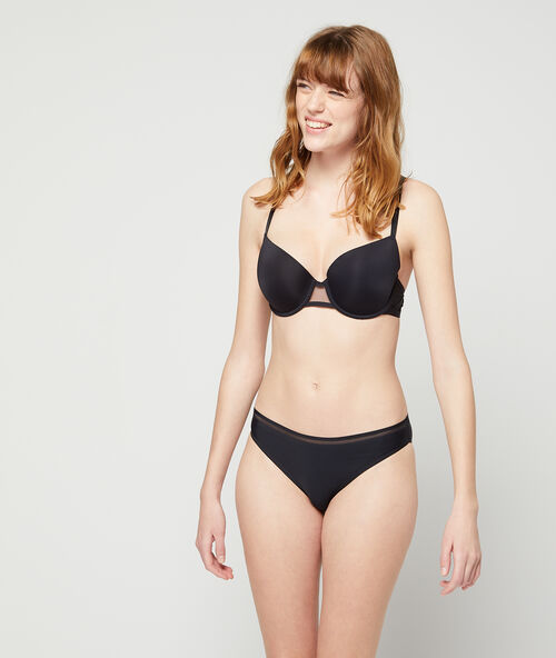 Бюстгальтер n&deg;5 - естественные уплотненные чашки и тюль по бокам черный.