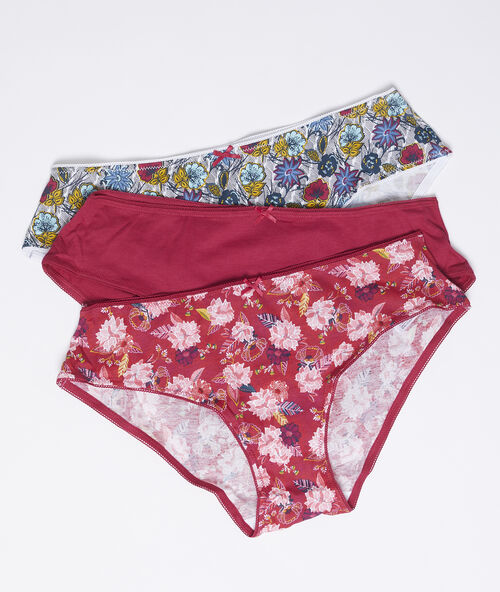 Набор из 3 шортиков из хлопка красный.