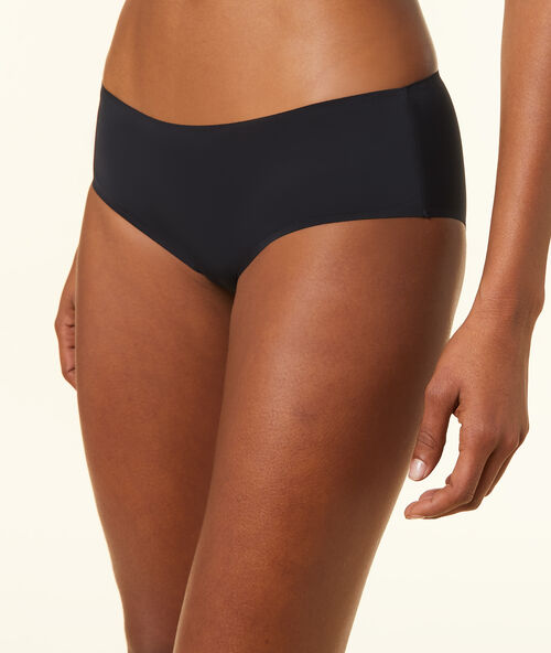 Шортики из микрофибры черный.